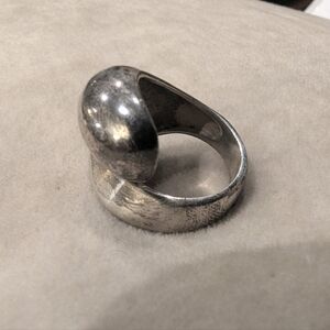 Vintage Silver modernist spiralling amphora Dome Ring approx Size 6